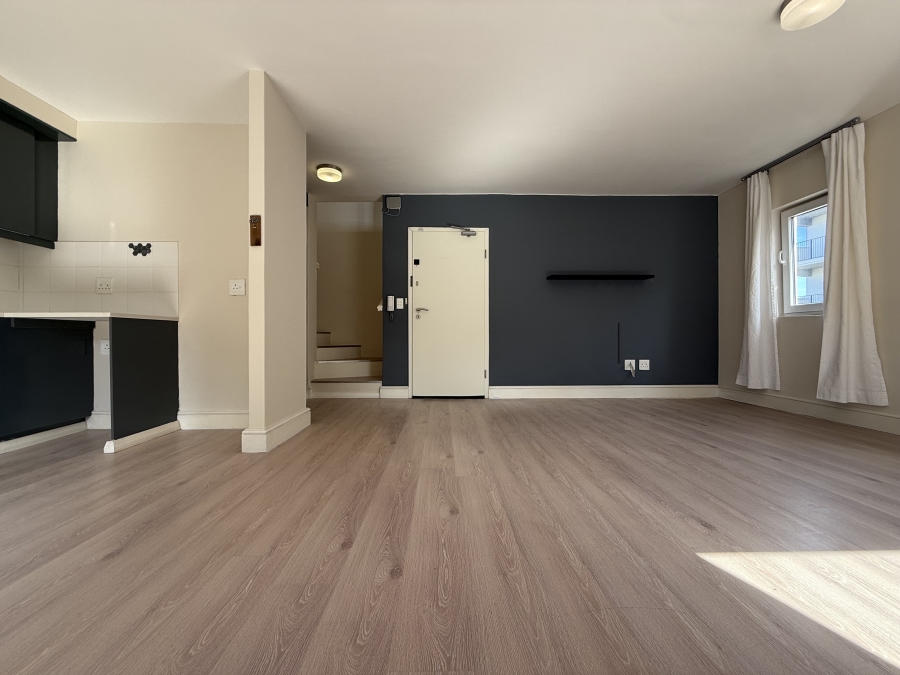 1 Bedroom Property for Sale in Wynberg Upper Western Cape